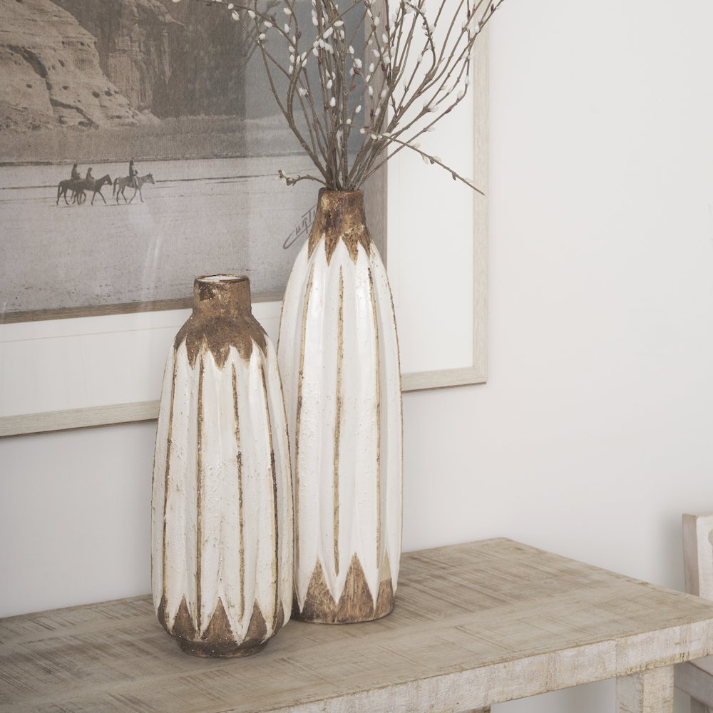 Sisko I Short Rustic Brown White Ceramic Vase. Picture 9