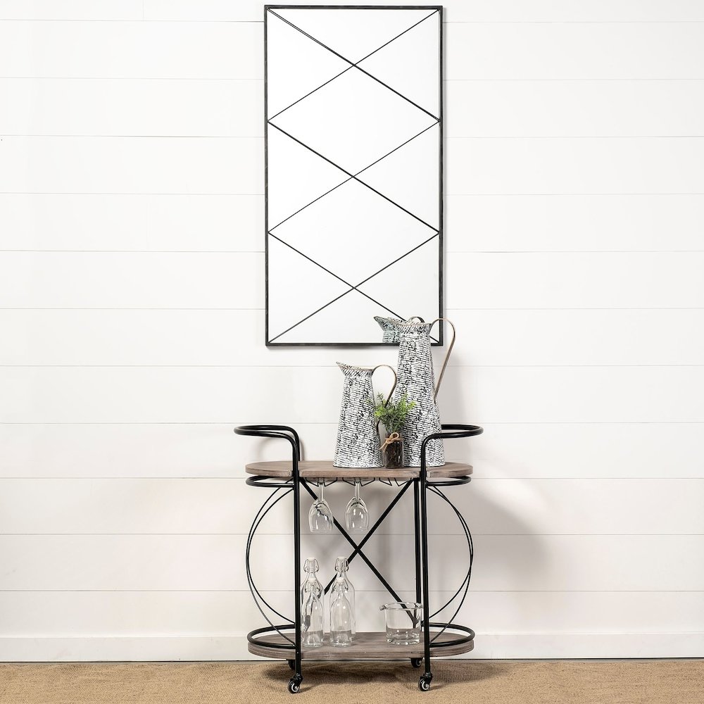 Colette Small Black/White Patterned Vase. Picture 6