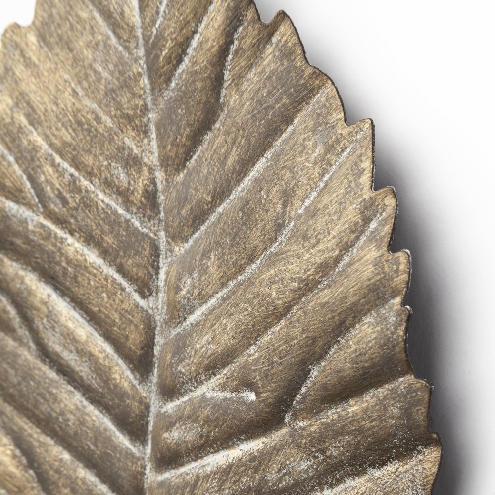 Brattea 14H Medium Metal Leaf Wall Art. Picture 4