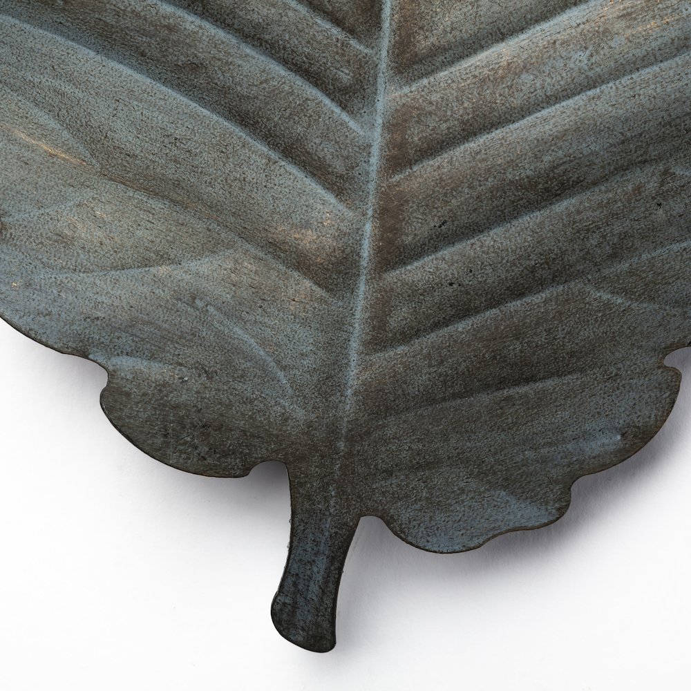 Brattea 16H Large Metal Leaf Wall Art. Picture 5