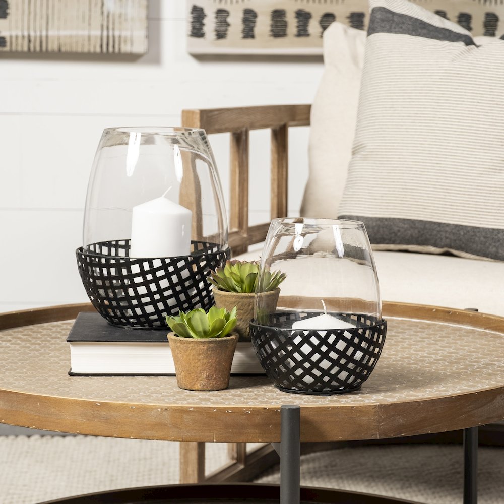 Reena I Small Black Woven Metal Base Table Candle Holder. Picture 7
