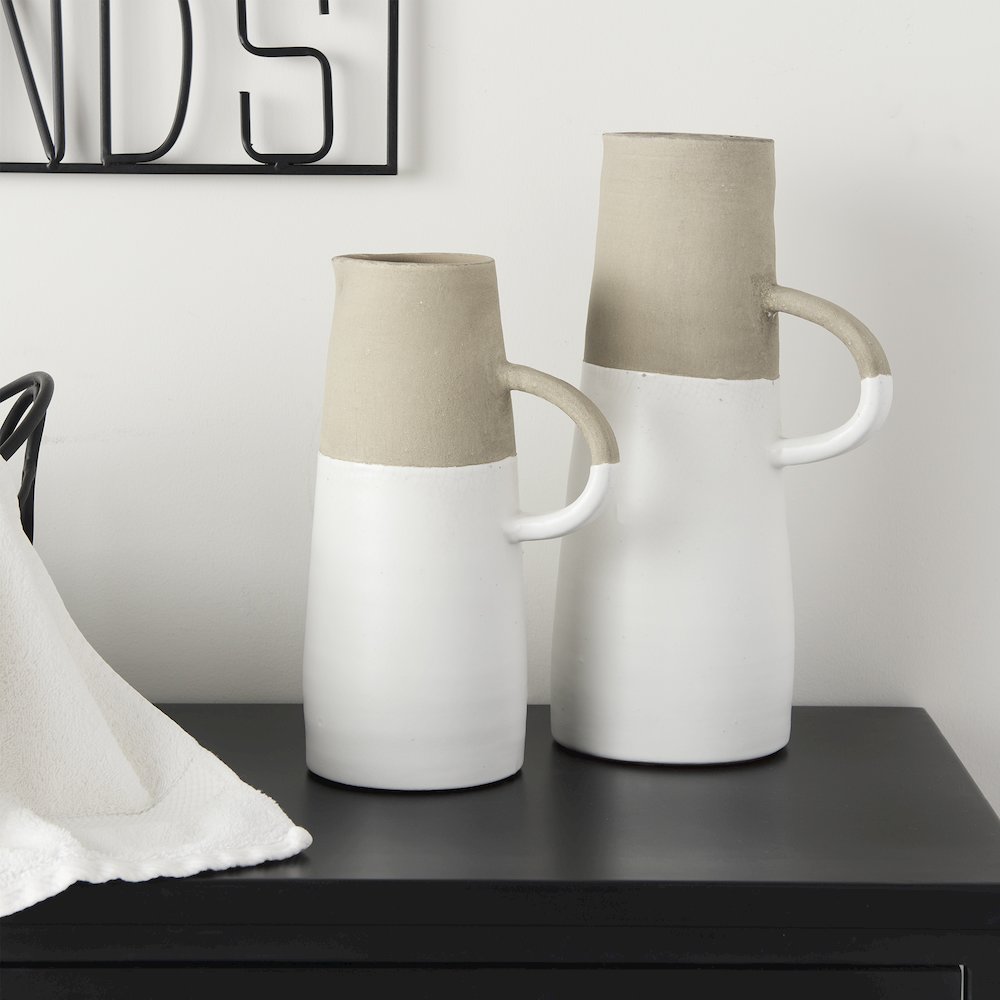 Garand Medium 15H Two-Toned White Natural Ceramic Jug. Picture 14