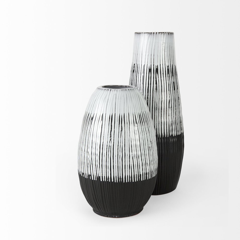 Tanami II Short Dark Brown/White Glazed Ceramic Vase. Picture 3