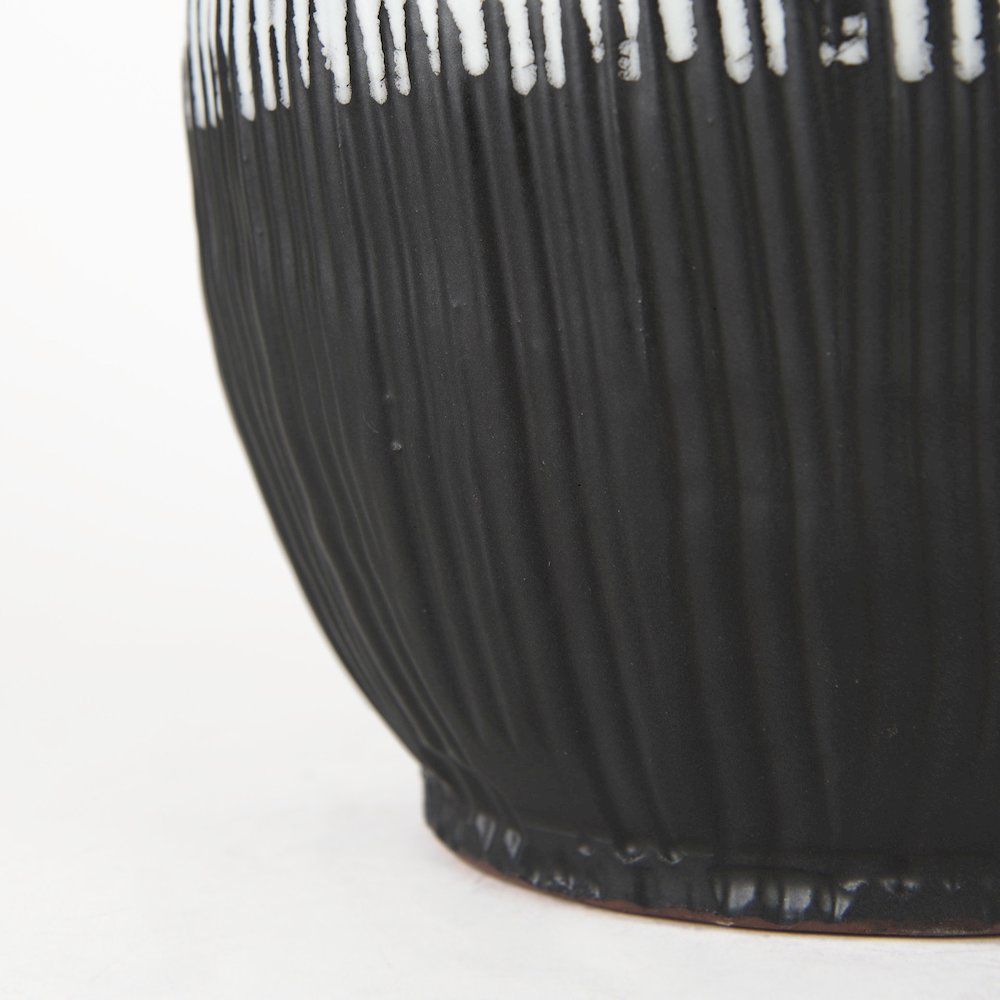 Tanami II Short Dark Brown/White Glazed Ceramic Vase. Picture 6