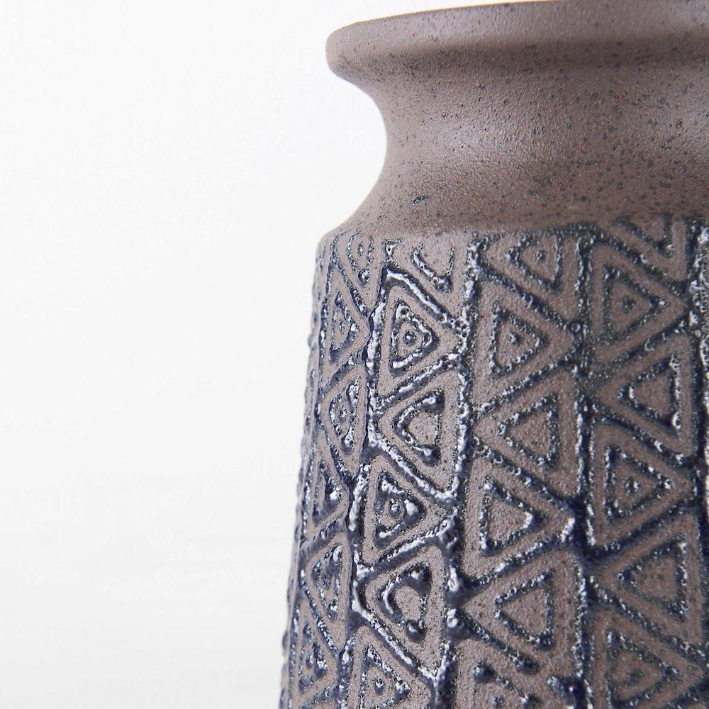 Sefina I Small Brown/Black Patterned Ceramic Vase. Picture 5