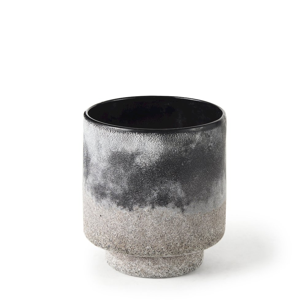 Squally 6.0L x 6.0W x 6.4H Black/Brown Glass Ombre Textured Small Vase. Picture 1