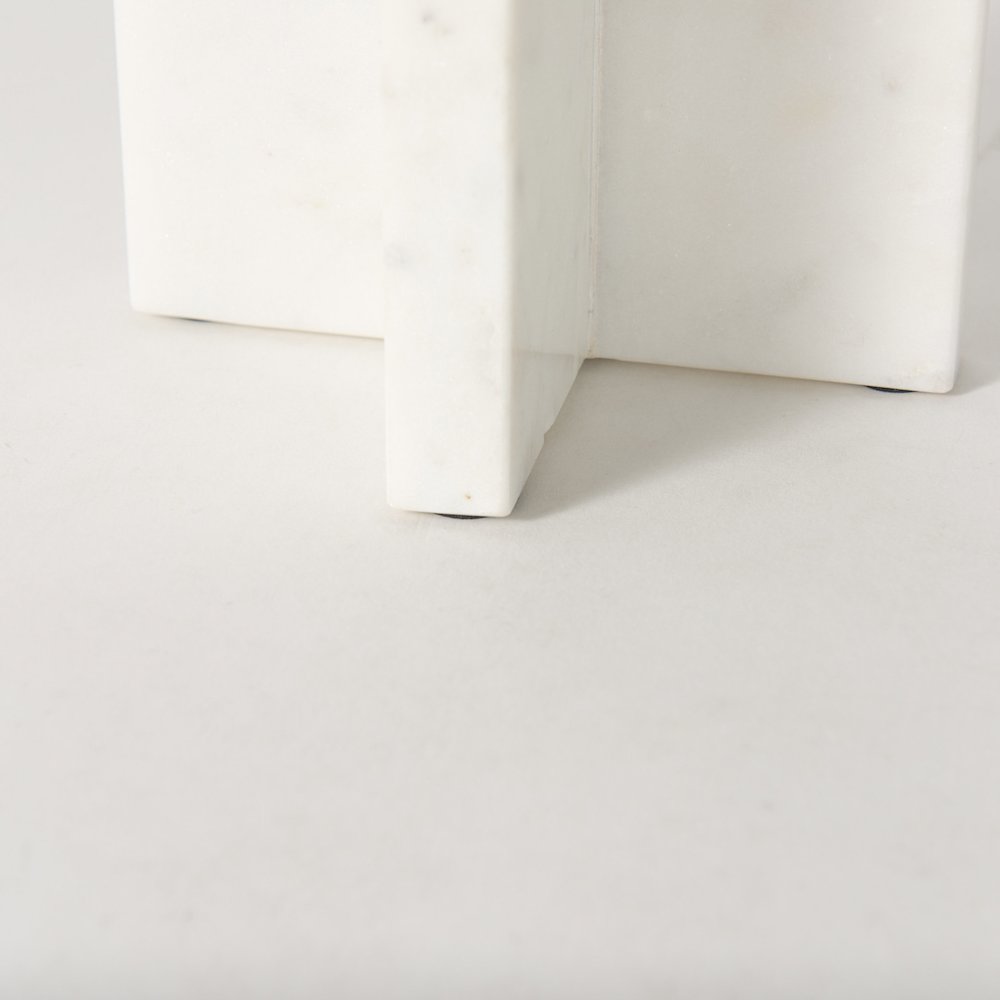 Sophia 5.5"L x 3.5"W x 8.0"H. Marble Candle Holder Medium. Picture 7