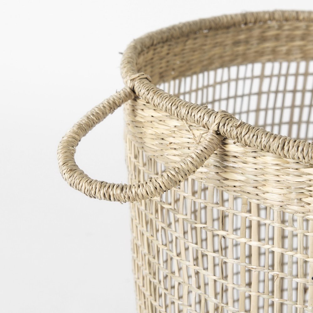 19.7L x 19.7W x 19.7H (Set of 3) Medium Brown Seagrass Round Basket W/ Handles. Picture 4