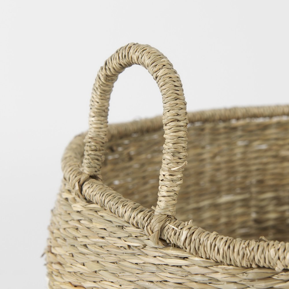 18.1L x 18.1W x 16.0H (Set of 2) Light Brown W/Striped Seagrass Basket. Picture 3
