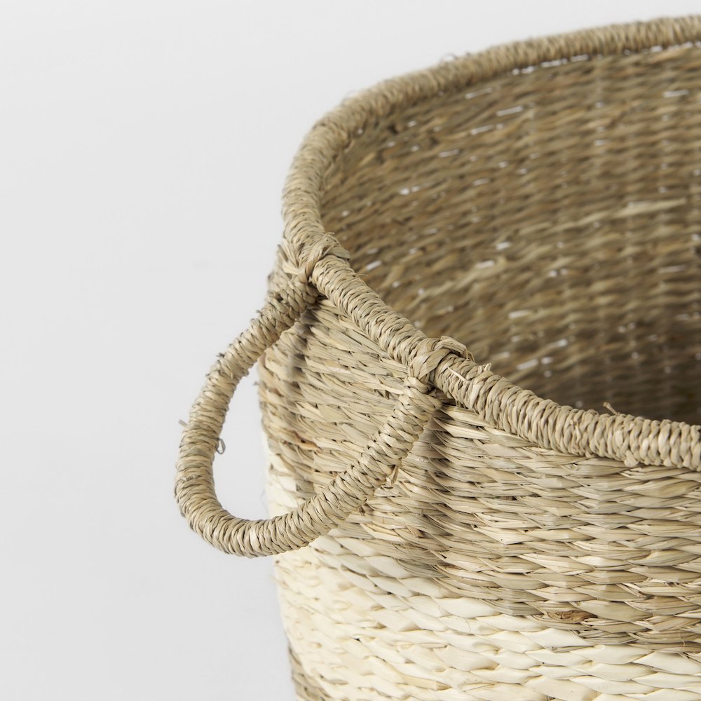 18.1L x 18.1W x 16.0H (Set of 2) Light Brown W/Striped Seagrass Basket. Picture 4