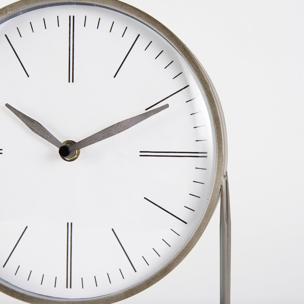Aurus Matte Gray Metal Table Clock. Picture 4