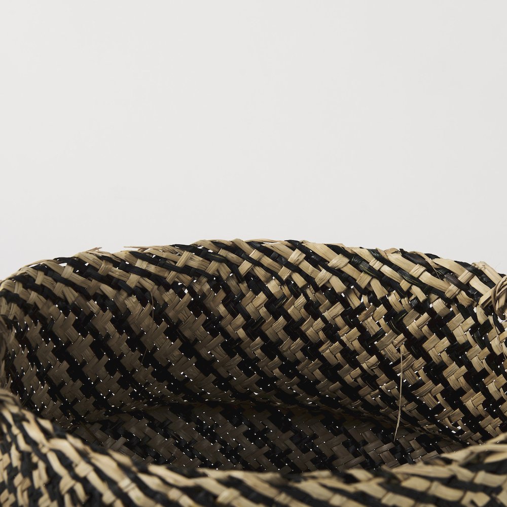 Set of 3 Light and Dark Brown Cross Patterend Belly Seagrass Basket. Picture 5