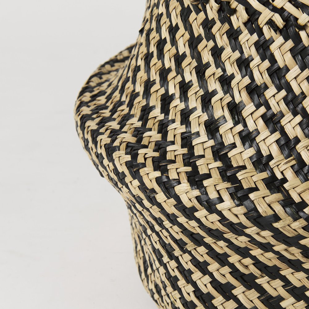 Set of 3 Light and Dark Brown Cross Patterend Belly Seagrass Basket. Picture 7