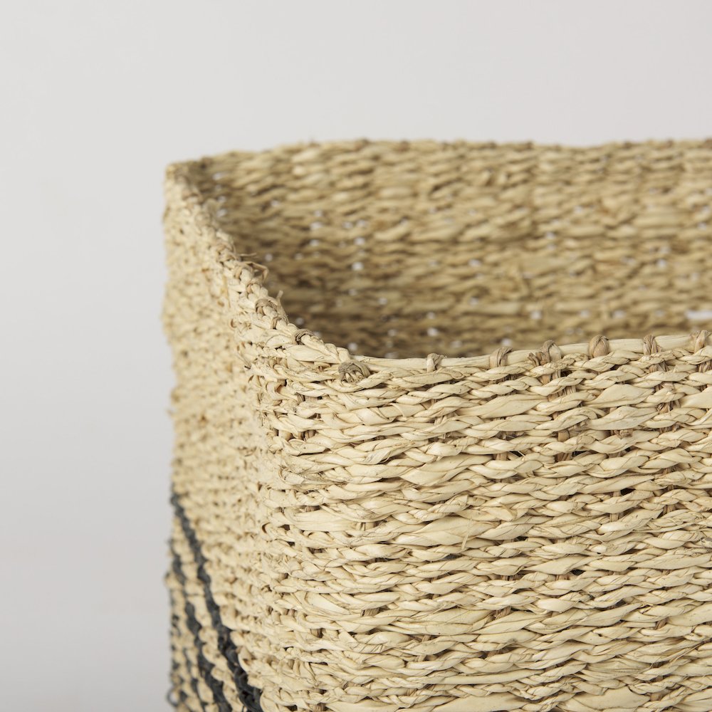 Cullen 15.7L x 15.7W x 15.7H (Set of 3) Grey Twisted Seagrass Square Basket. Picture 3