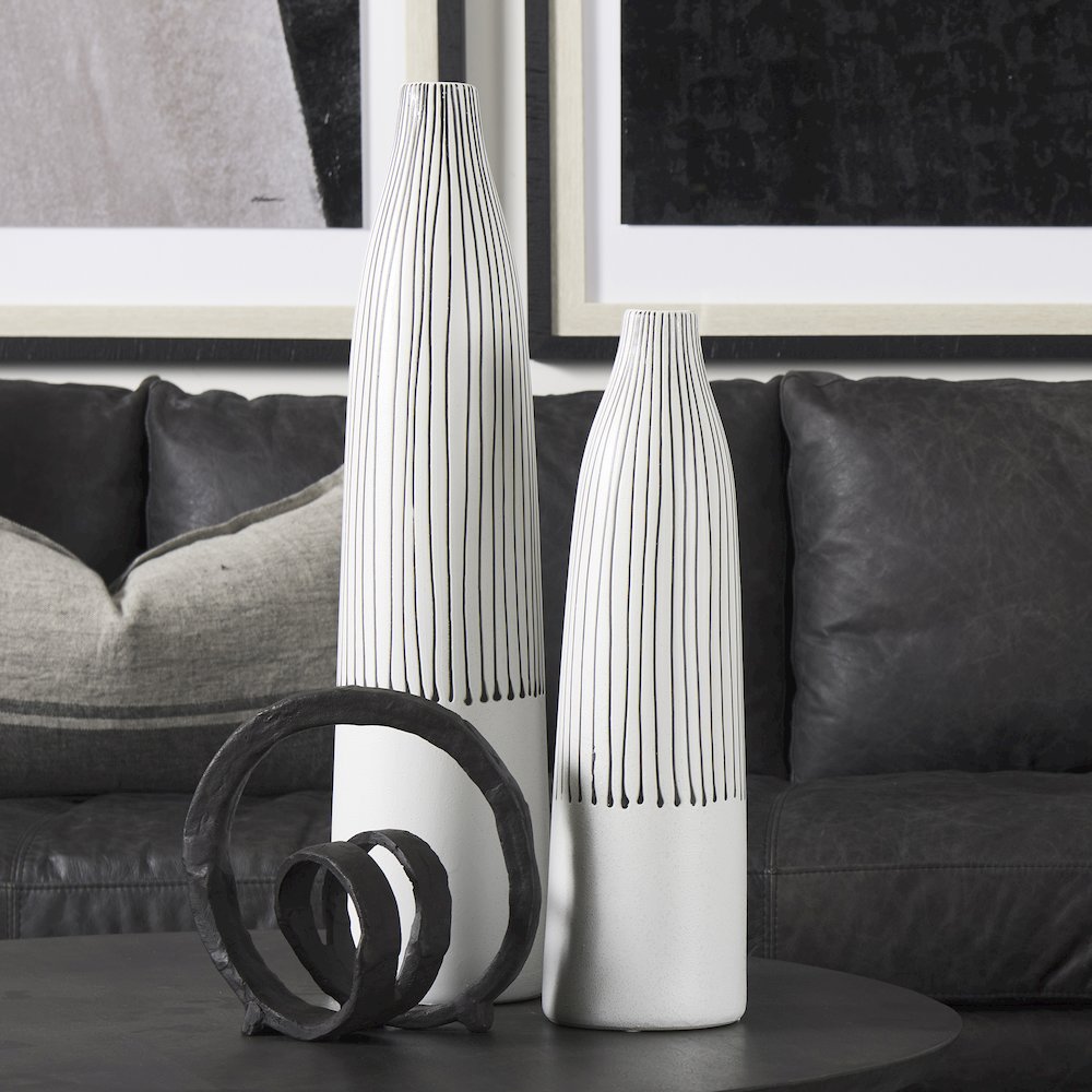 Kira I Small White Pinstripe Ceramic Vase. Picture 8