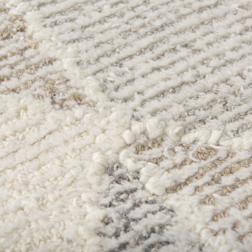 Kolt 9x12 Neutral Geometric Patterned Wool Area Rug. Picture 7