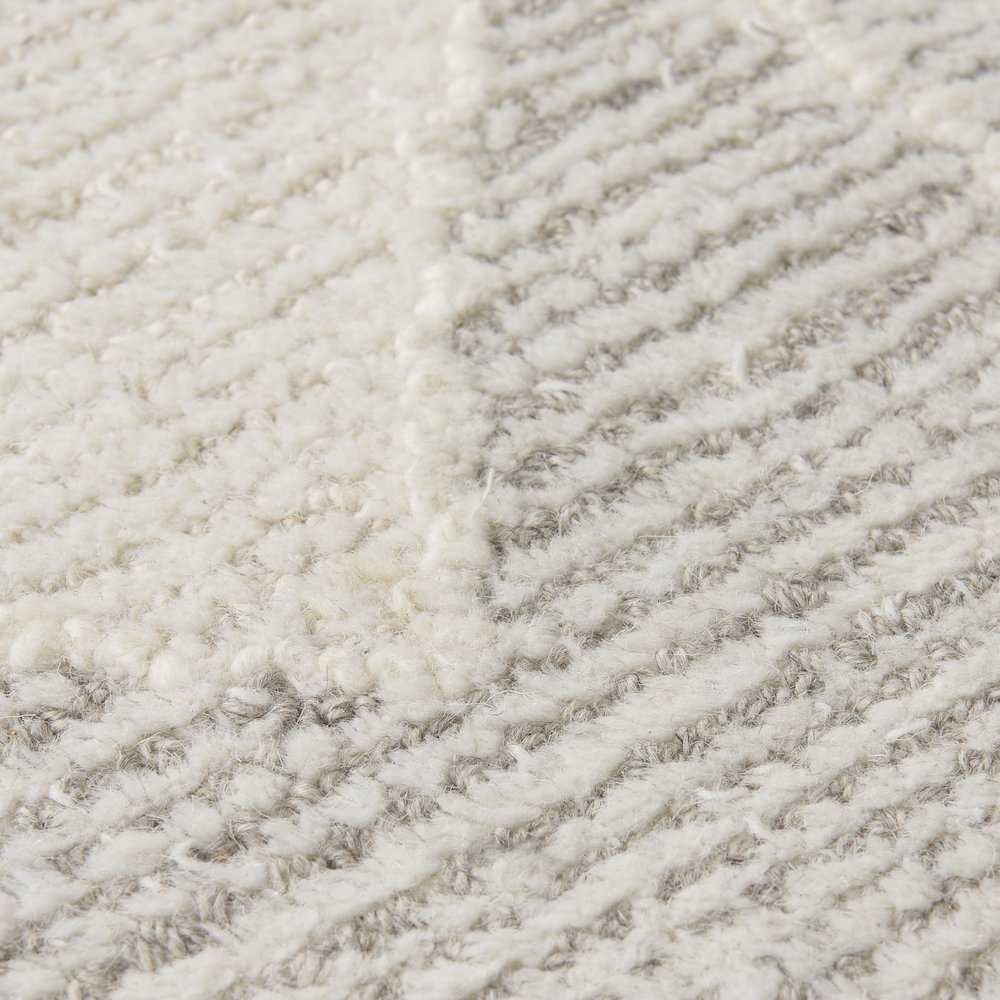 Kolt 9x12 Neutral Geometric Patterned Wool Area Rug. Picture 9