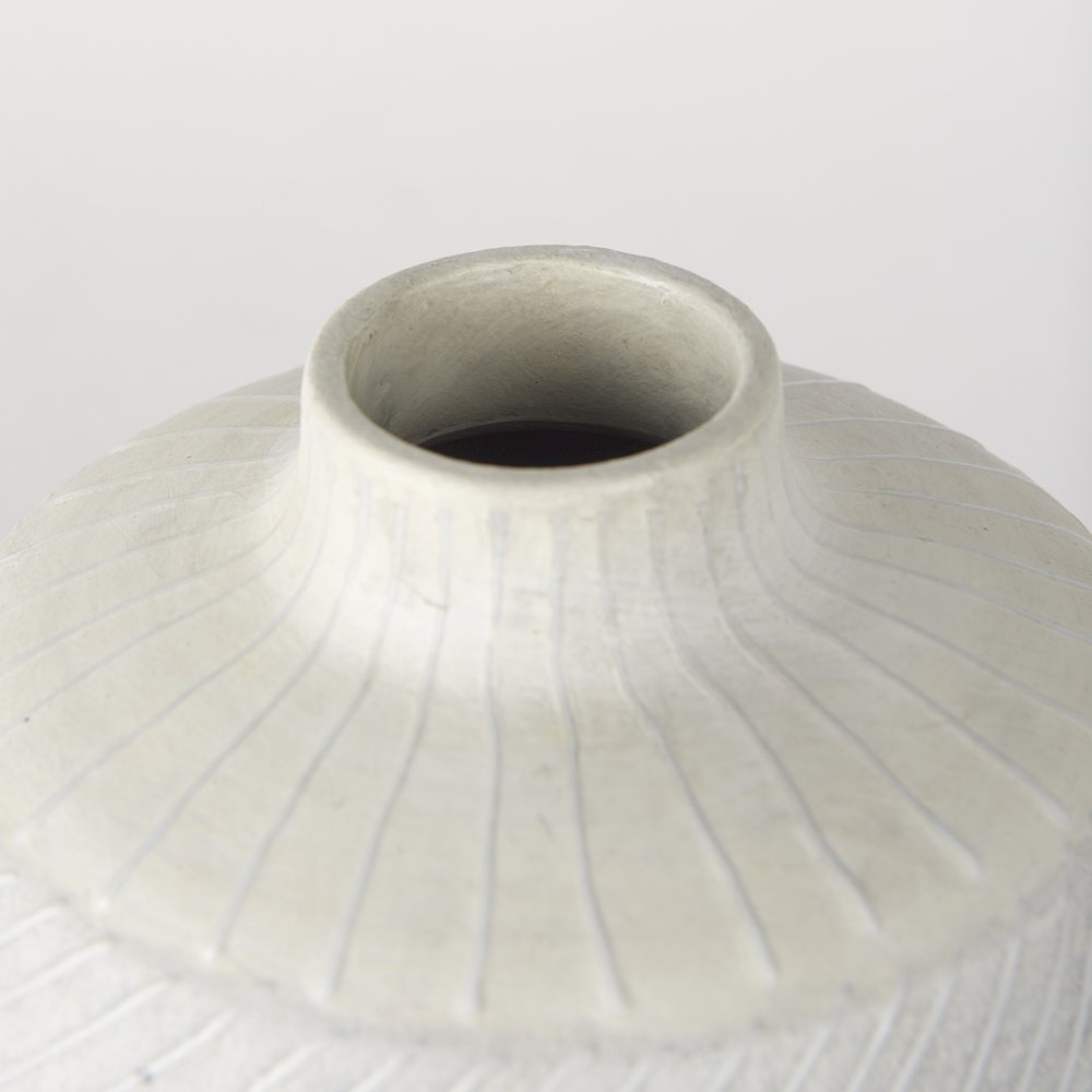 Blume 10H Off-White w/ Gray Textured Vase. Picture 4