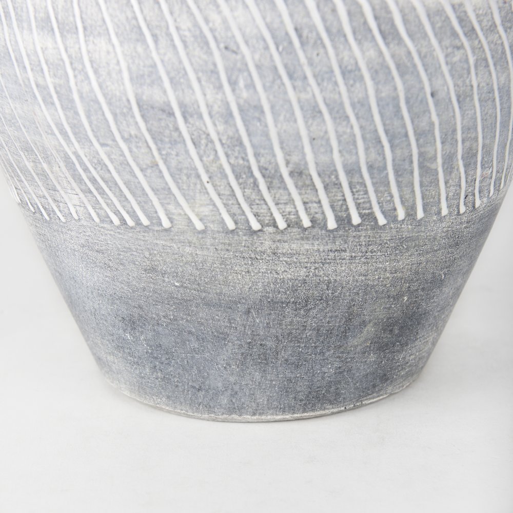 Blume 10H Off-White w/ Gray Textured Vase. Picture 6