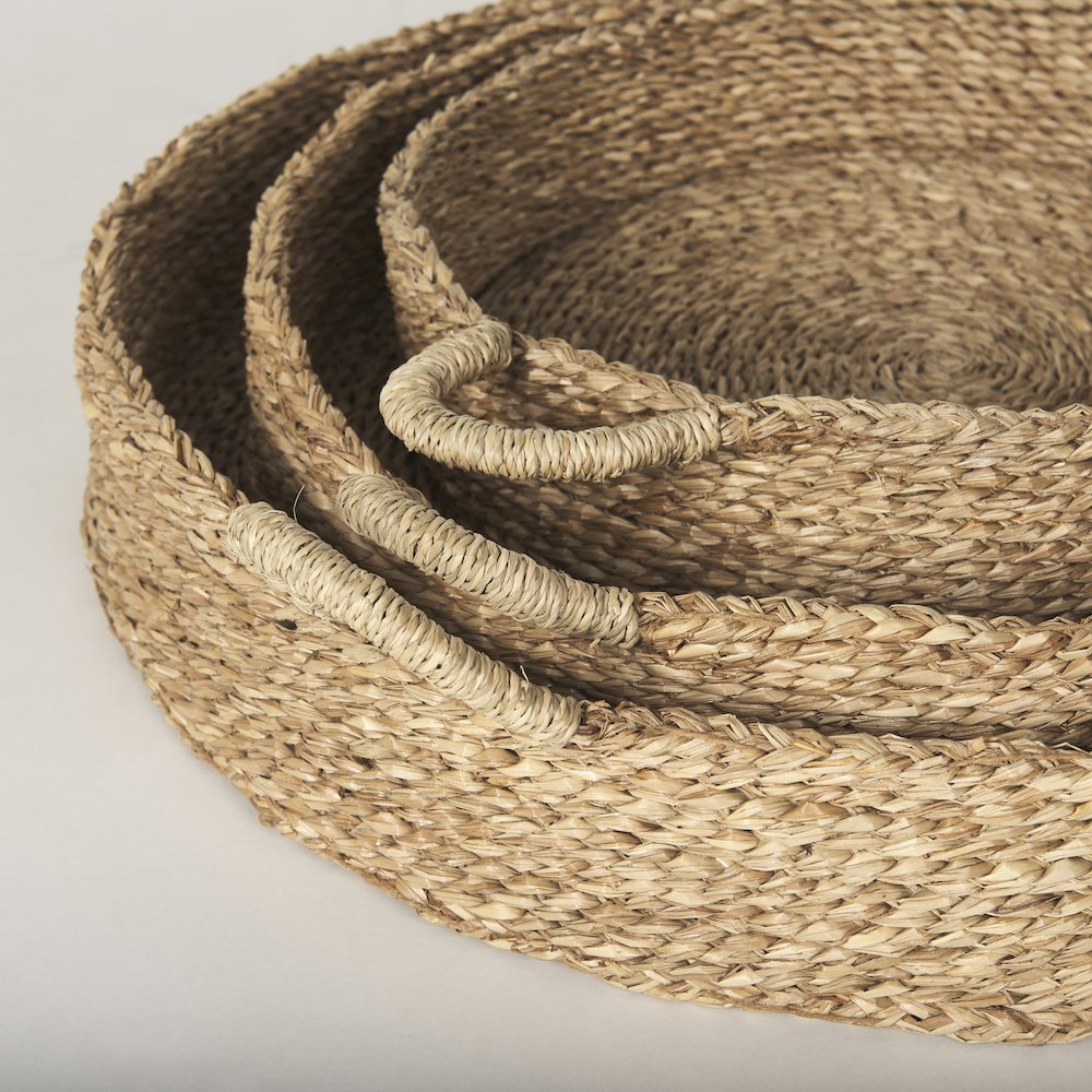 Ulana Set of 3 Round Nesting Seagrass Trays w/ Loop Handles. Picture 6