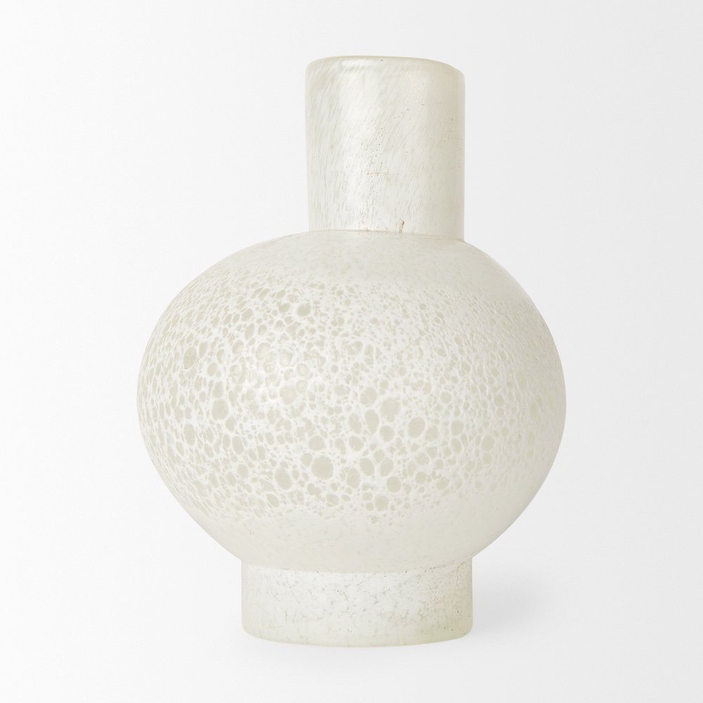 Heket Short White Glass Vase. Picture 4