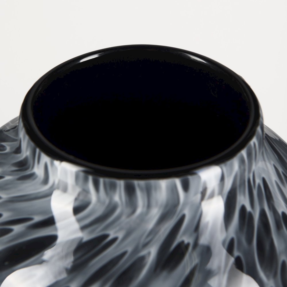 Masai Medium Black Mottled Glass Vase. Picture 5