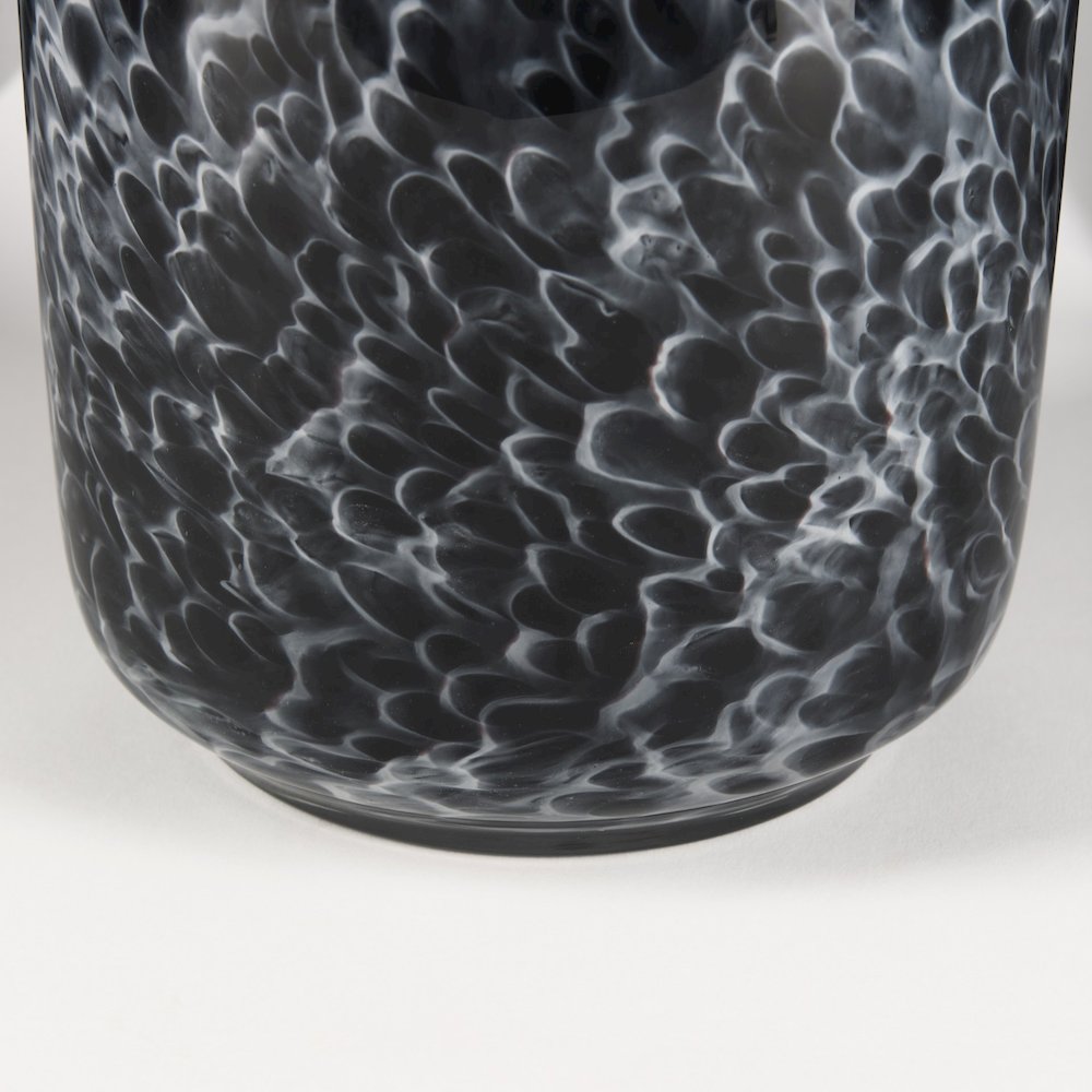 Masai Large Black Mottled Glass Vase. Picture 7