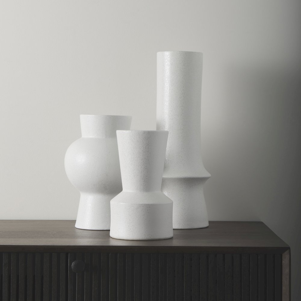 Laforge 17.3H White Ceramic Vase. Picture 7