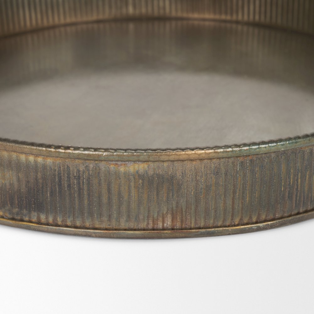 Varun Round Antiqued Brass Metal Tray (Set of 2). Picture 5
