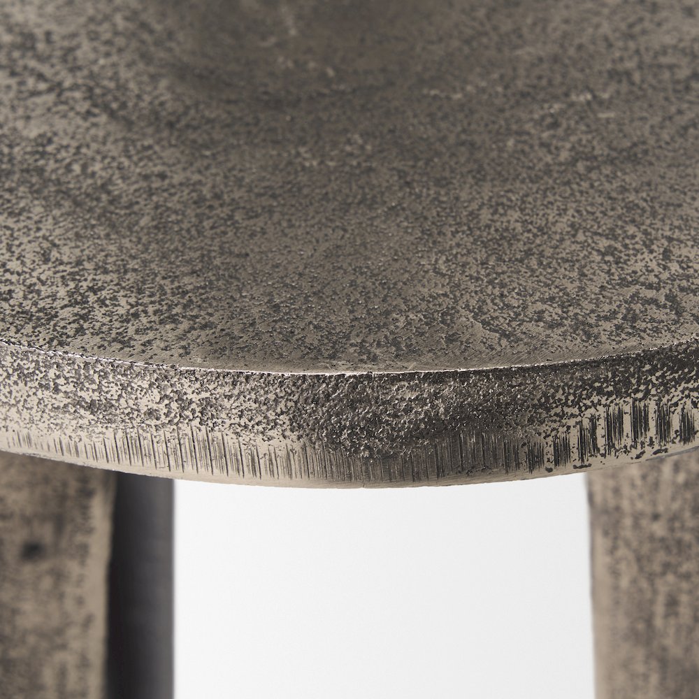 Maggie Textured Silver Nickel Cast Aluminum Metal Accent Table. Picture 4