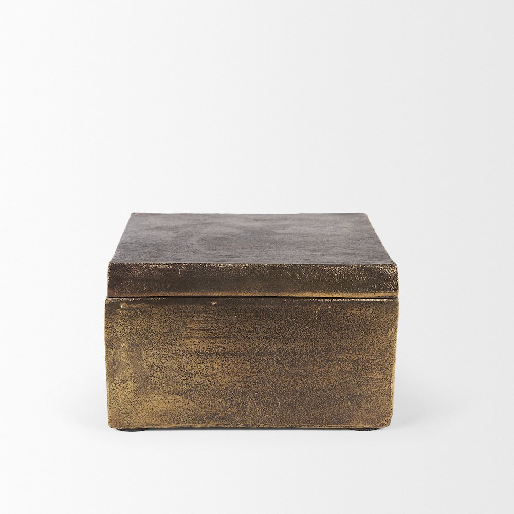 Porschia Large Antiqued Gold Metal Decorative Box. Picture 3