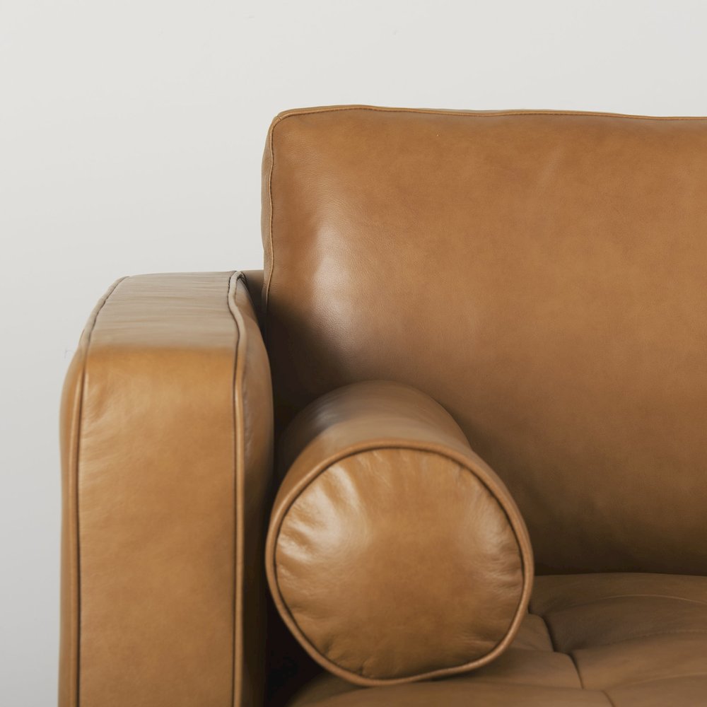 Svend 111.4L x 68.0W x 33.9H Tan Leather Right Chaise Sectional Sofa. Picture 8