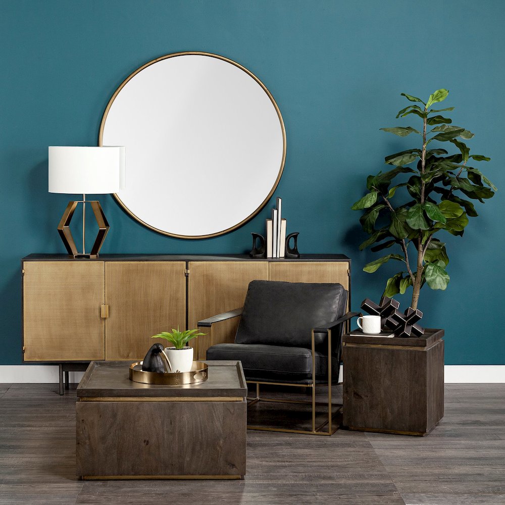 Serkis 15L x 15W Gold Metal Mirrored Base Round Tray. Picture 2