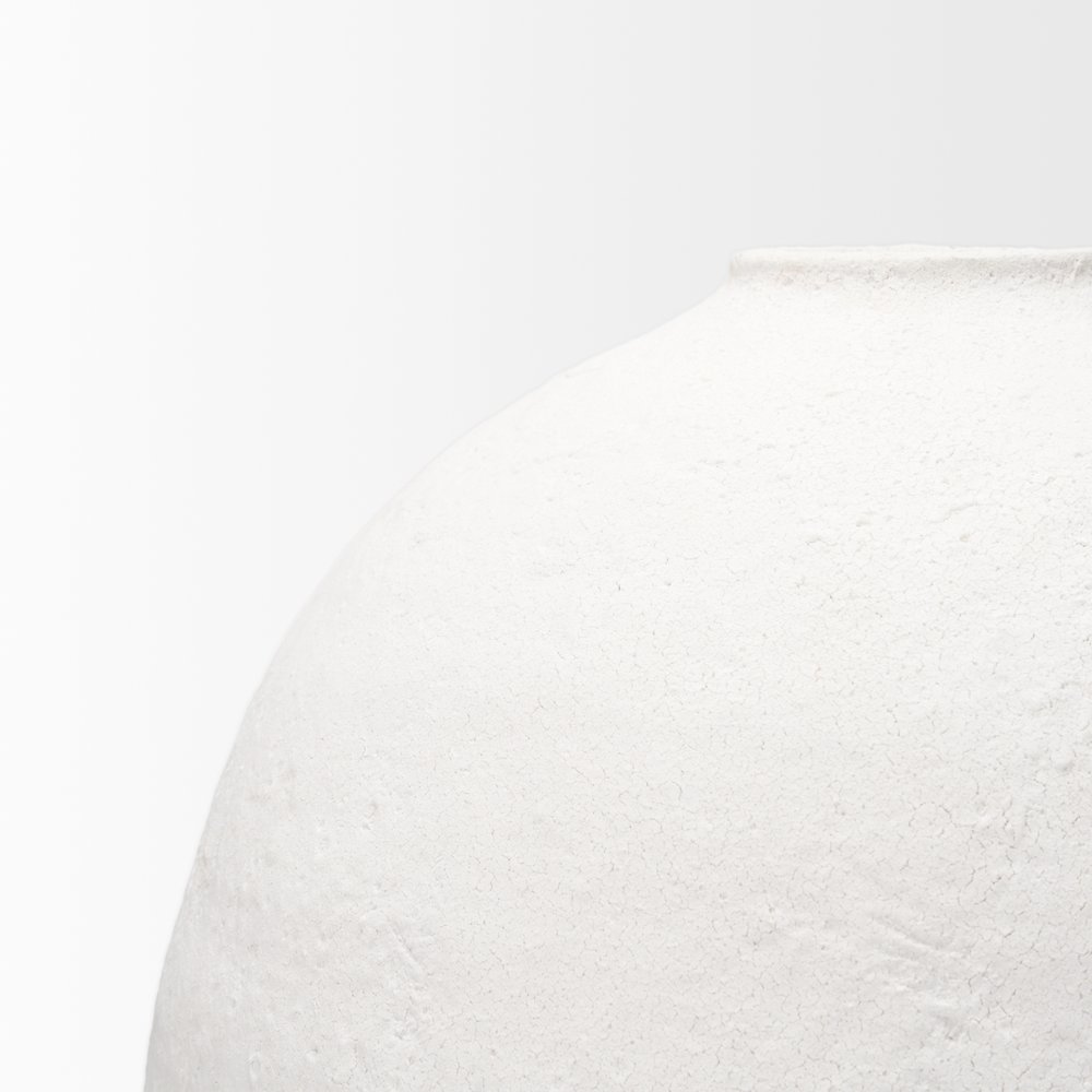Karakum Large White Textured Ceramic Vase. Picture 7