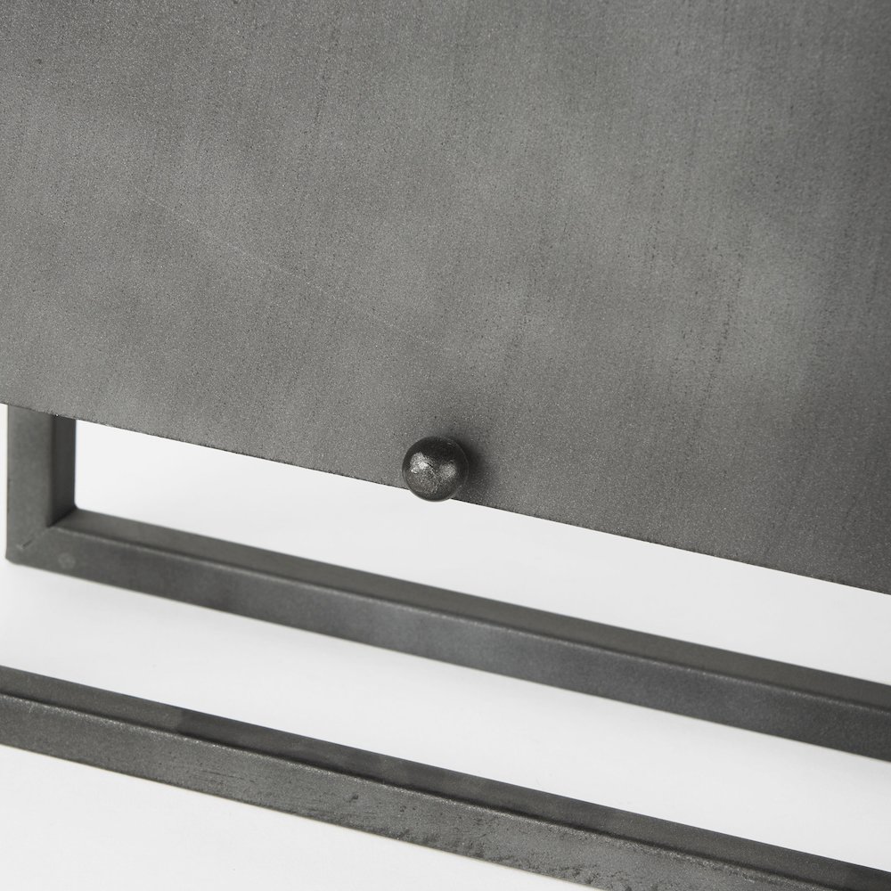 Felix Gray Metal Square Table Clock. Picture 10