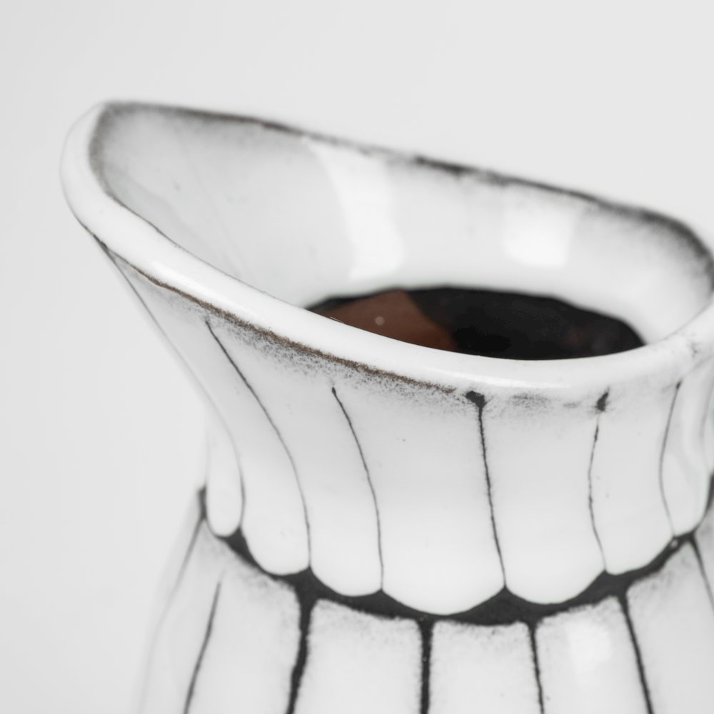 Lome Small White/Black Ceramic Jug. Picture 5