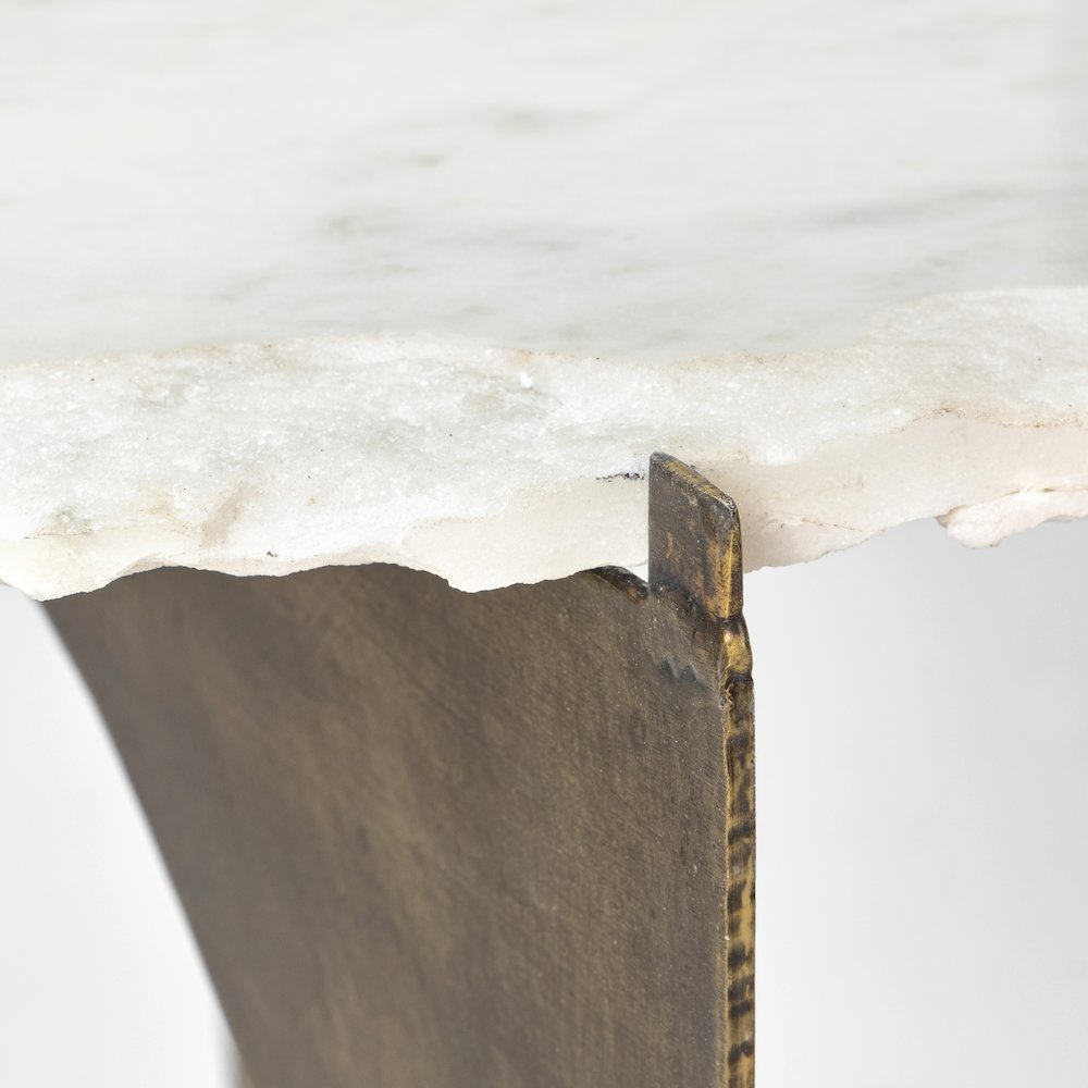 21L X 21W X 21H Round Live-Edge Marble Top And Gold Metal Base Side/End Table. Picture 9