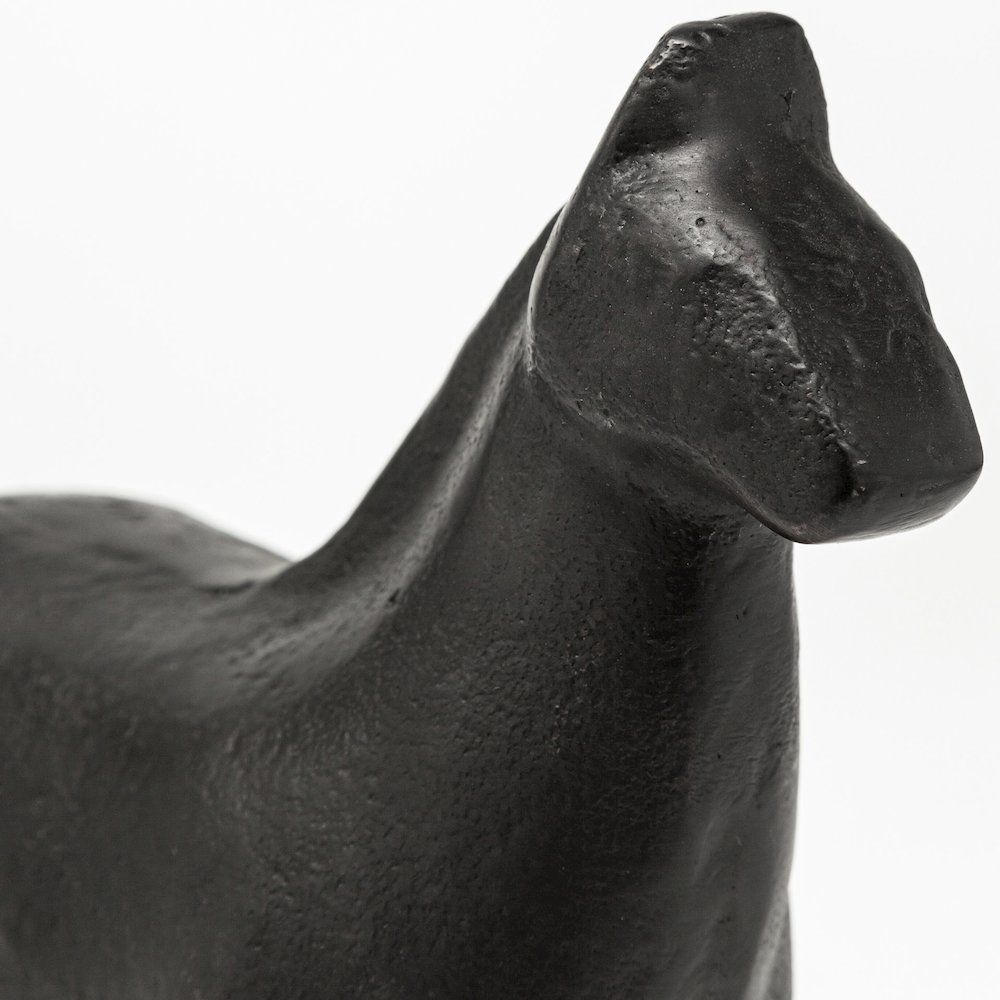 Sphynx 7L x 2W Black Cast Aluminum Horse Shaped Object. Picture 7