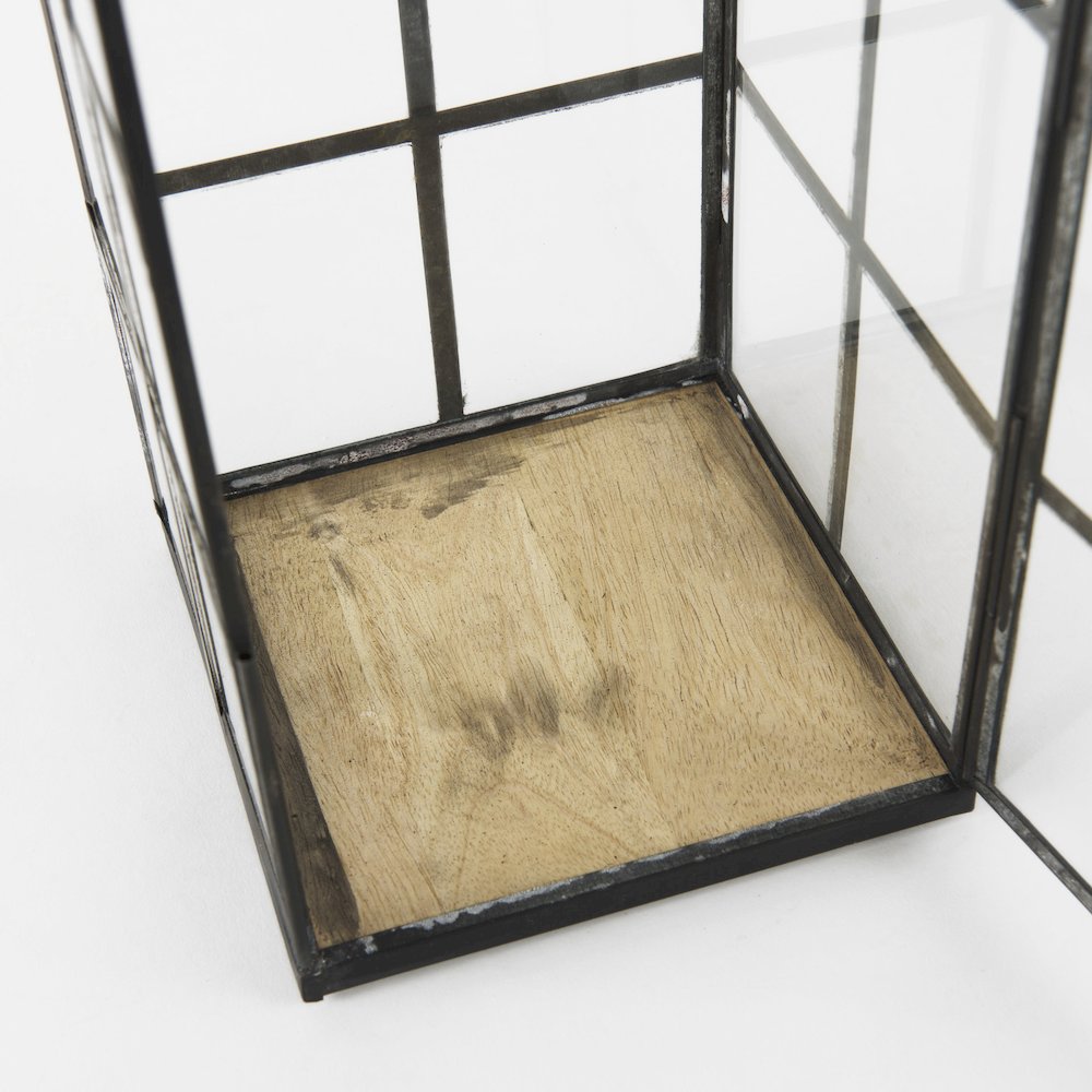 Gamfield 6.1L x 6.1W x 13.4H Medium Black Metal and Glass Lantern. Picture 9