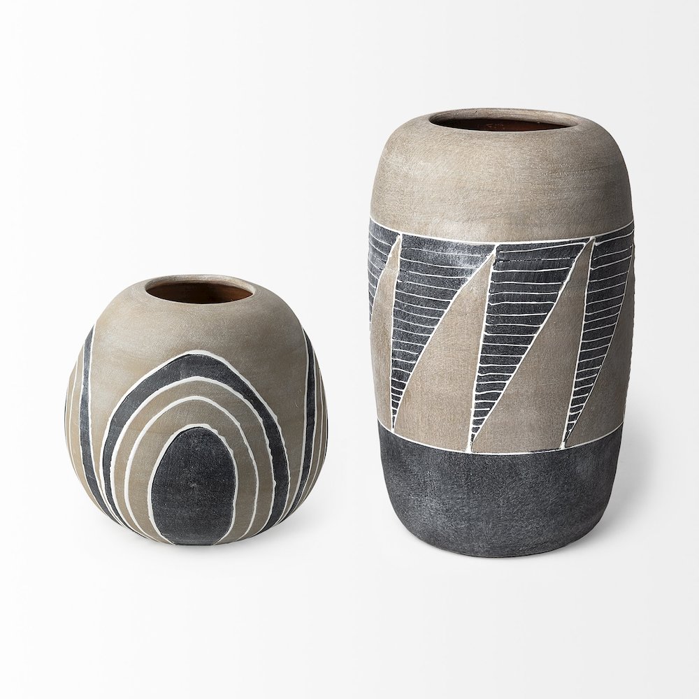 Cove Grey/Brown Ceramic Vase. Picture 4