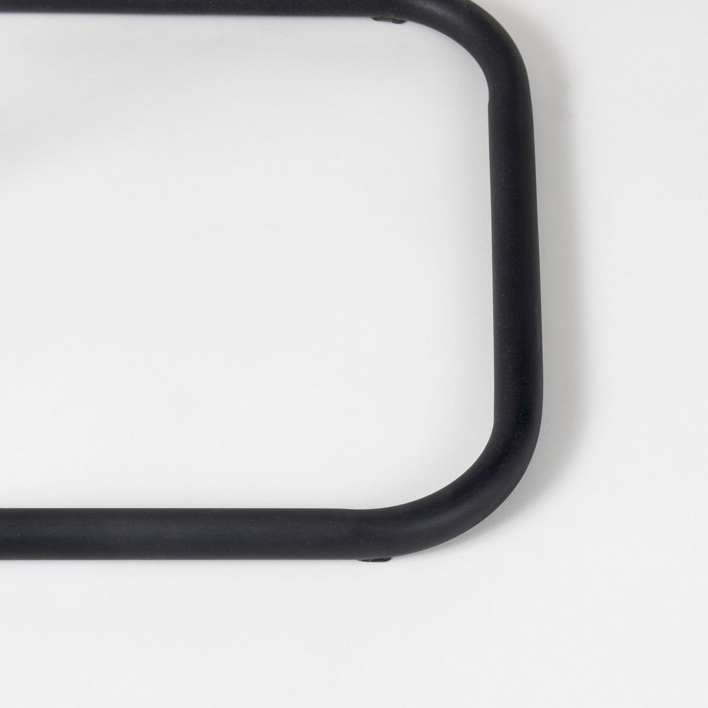 Kyra White Marble TopBlack Iron Frame C-Shaped End and Side Table. Picture 3