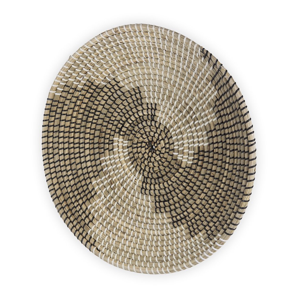 Luna 18.0L x 18.0W x 3.0H Large Light Brown Seagrass Round Wall Hanging Plate. Picture 1