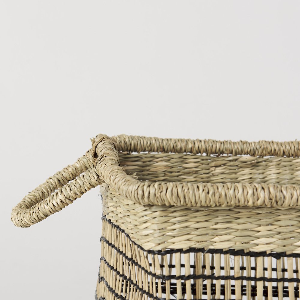 Set Of 2 Light Brown Seagrass Rectangular Basket With Handles. Picture 5