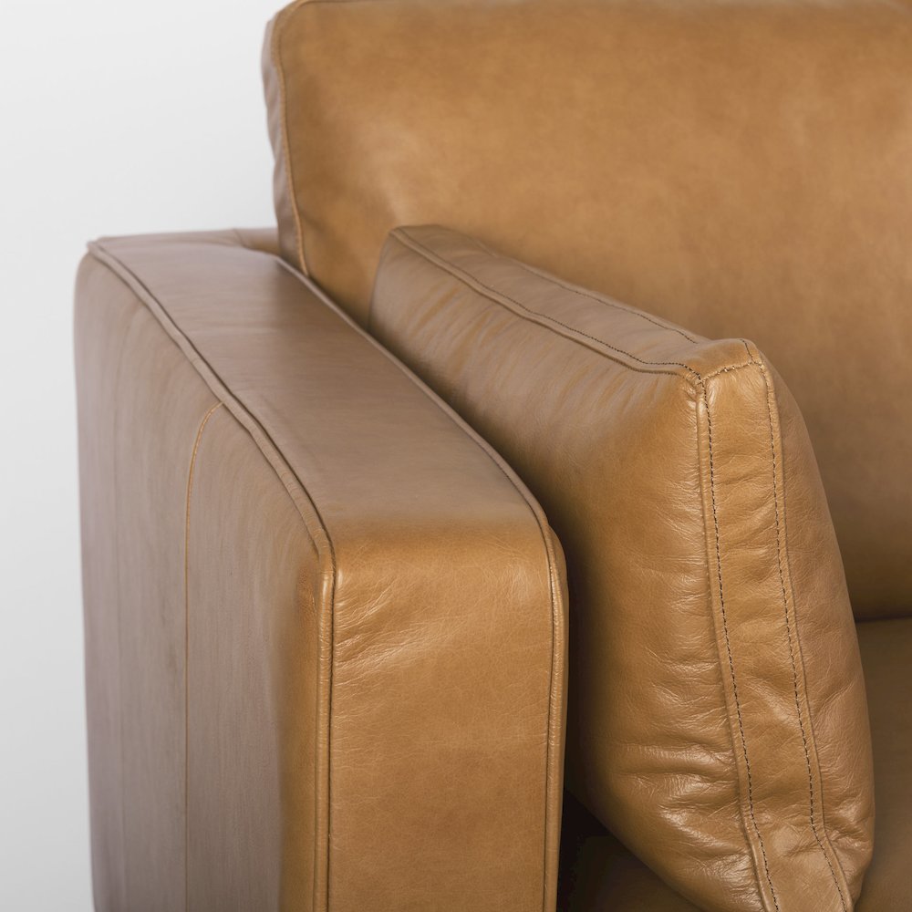 Elton 111.4L x 68.1W x 34.3H Tan Leather Right Chaise Sectional. Picture 10
