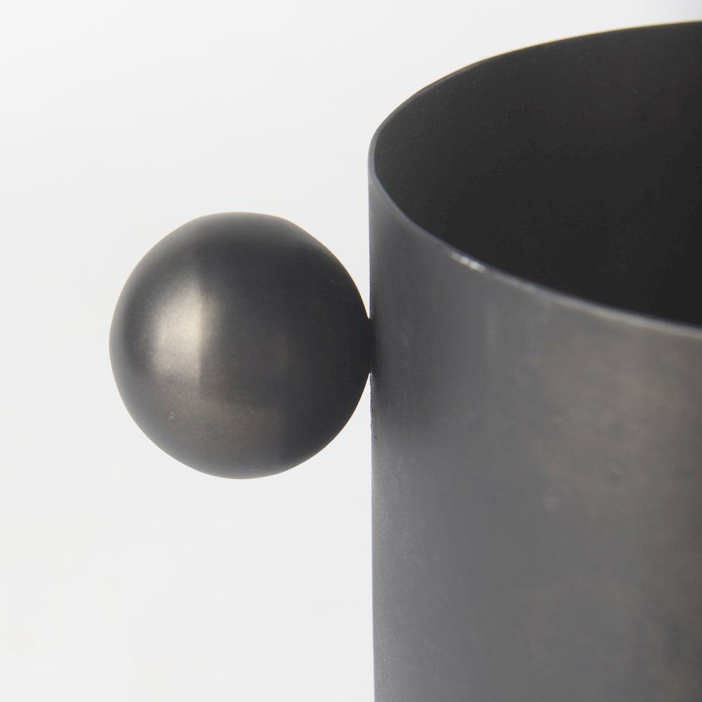 Juno 6.5H Medium Black Iron Vase. Picture 10