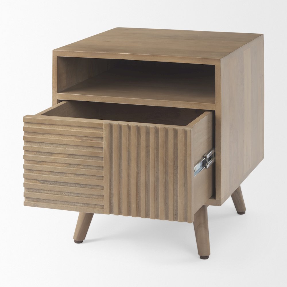 Sable  19.0L x 19.0W x 21.5H Light Brown Wood Side Table. Picture 12