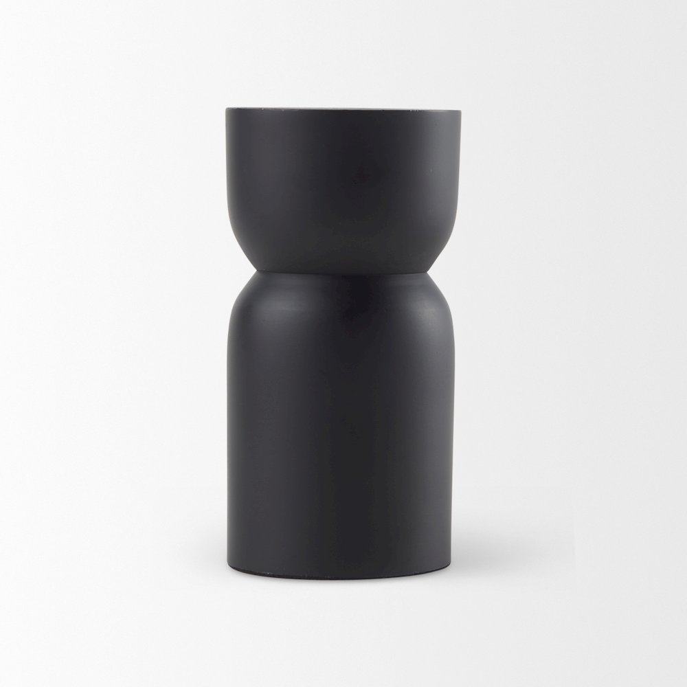 Malta Small Black Metal Candle Holder. Picture 3