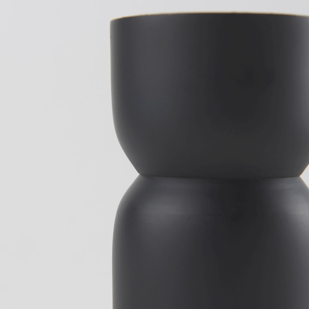 Malta Small Black Metal Candle Holder. Picture 6