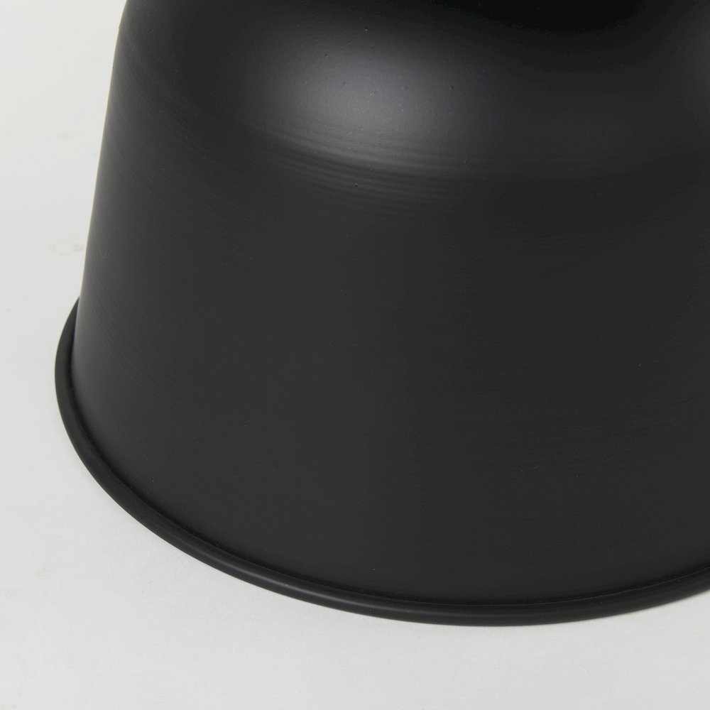 Metal Matte Black Accent Table. Picture 5