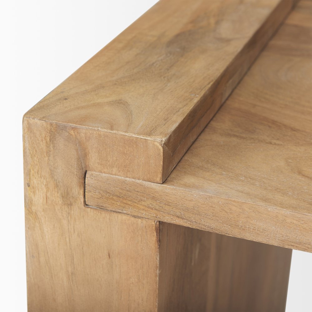 Light Wood Accent Table. Picture 8